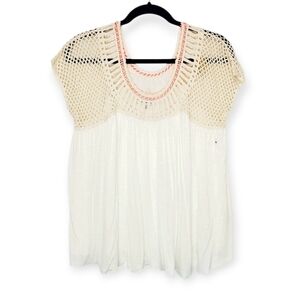 NWT American Eagle Outfitters Crochet Neckline Cropped Top Cream